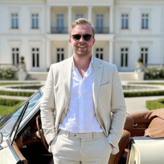 Tim Knäpper, Berater für niedergelassene Ärzte